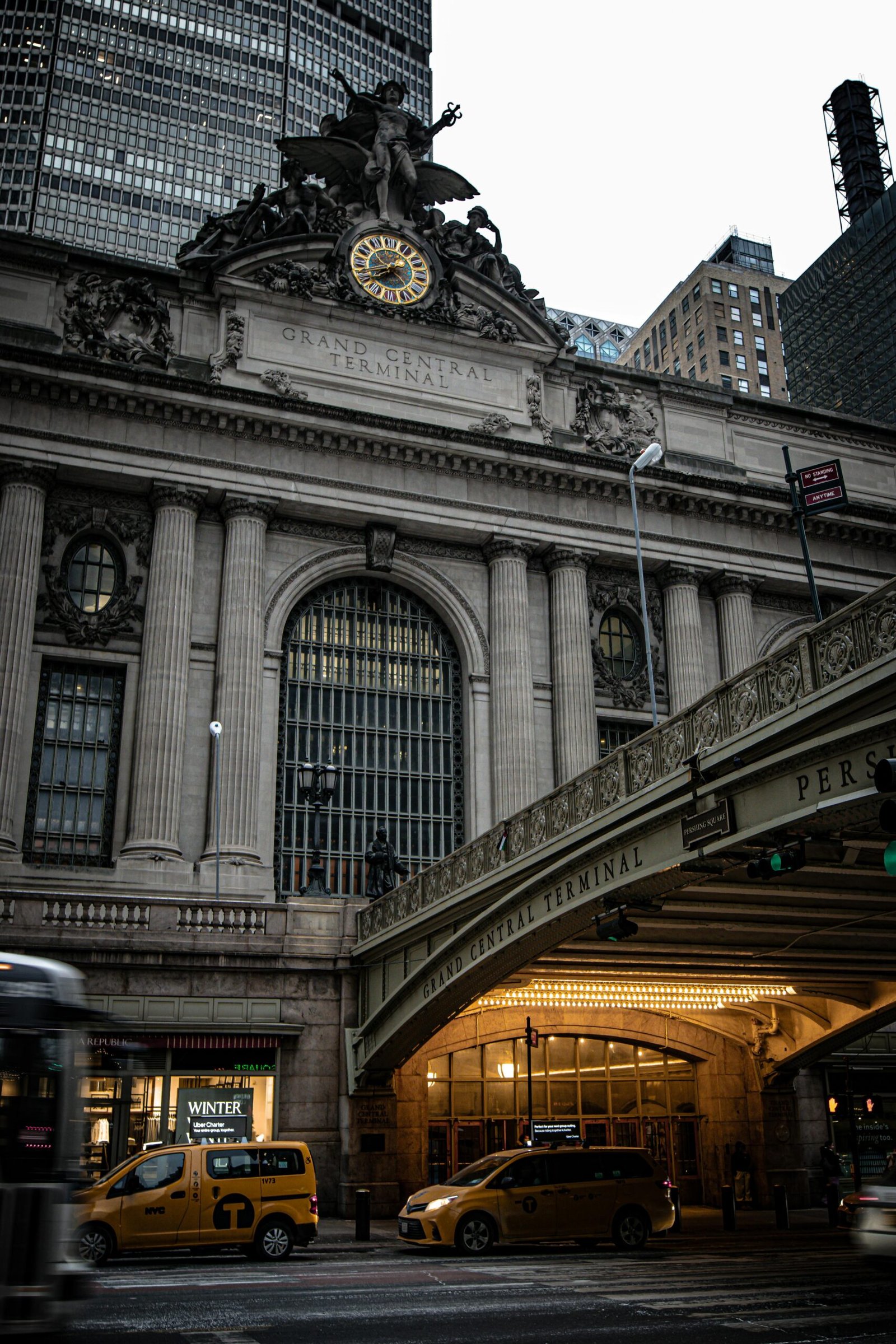 Corporate team building New York City 2026 - Treasure Hunt activity.